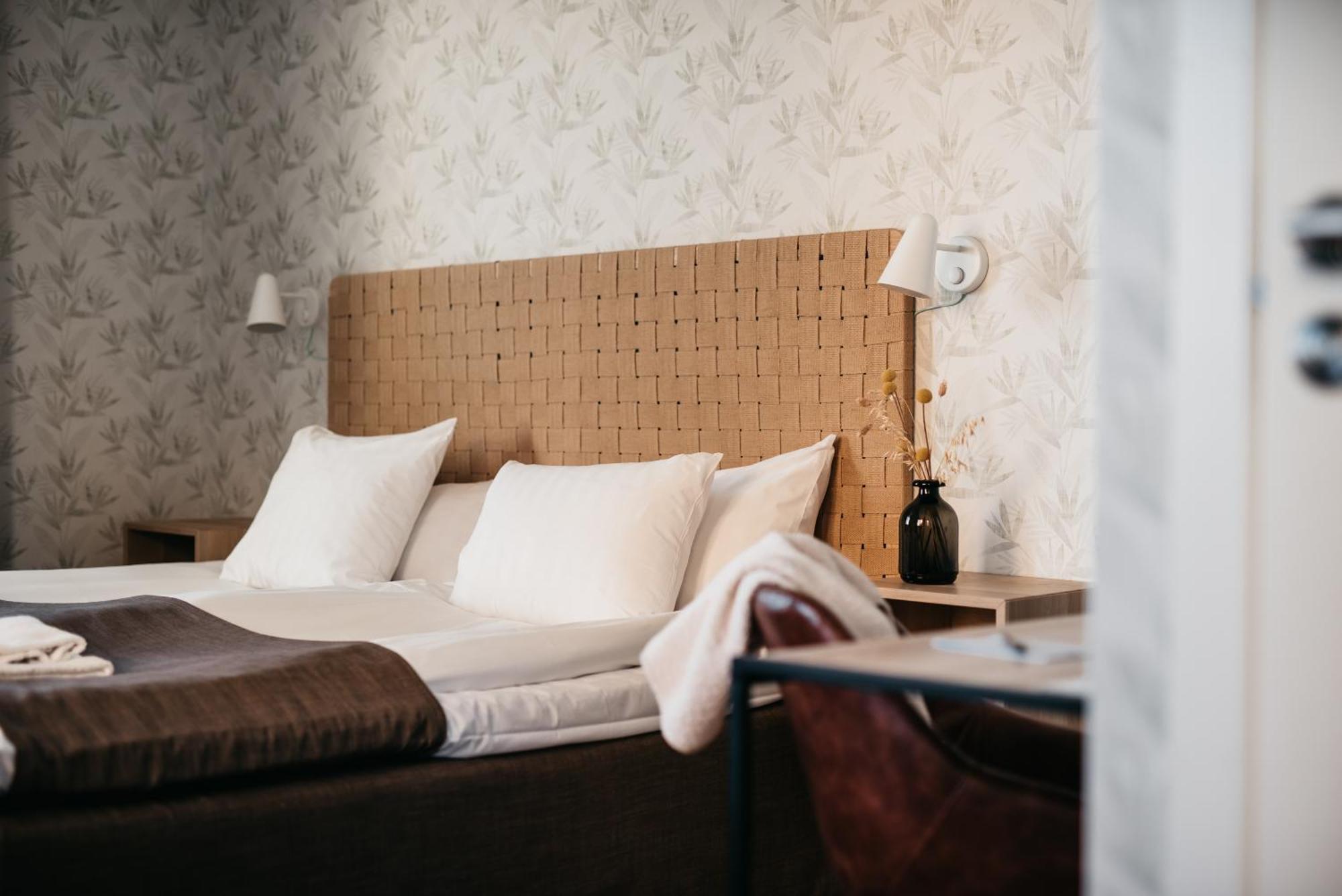 קרלסבורג Hotell & Bistro Roedesund מראה חיצוני תמונה